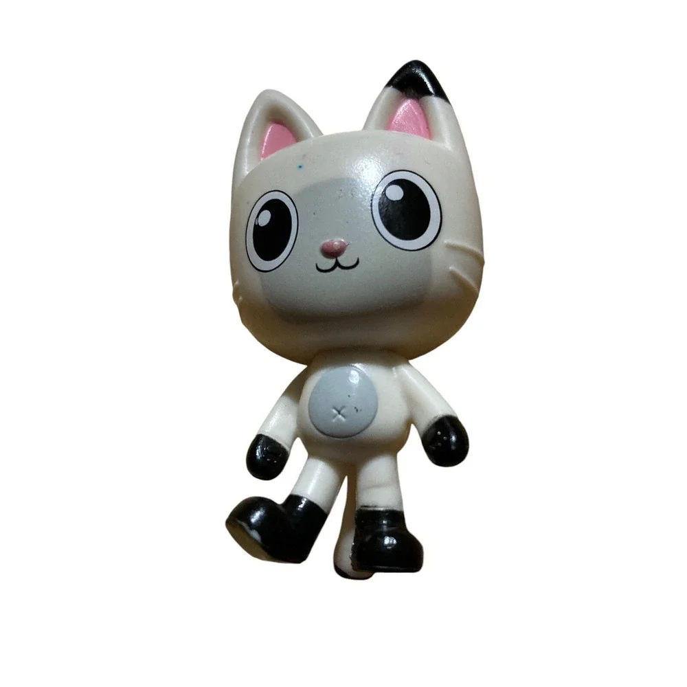Gabby's Dollhouse Pandy Paws Cat Vinyl Toy Mini Figure White Kitten Figurine